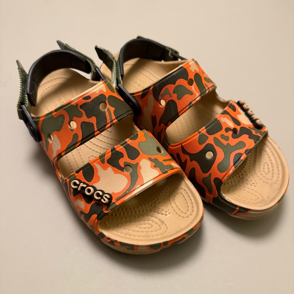 Crocs - Classic All-Terrain Camo Sandal
